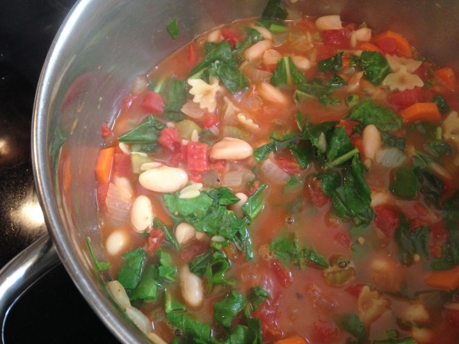 simmering minestrone soup
