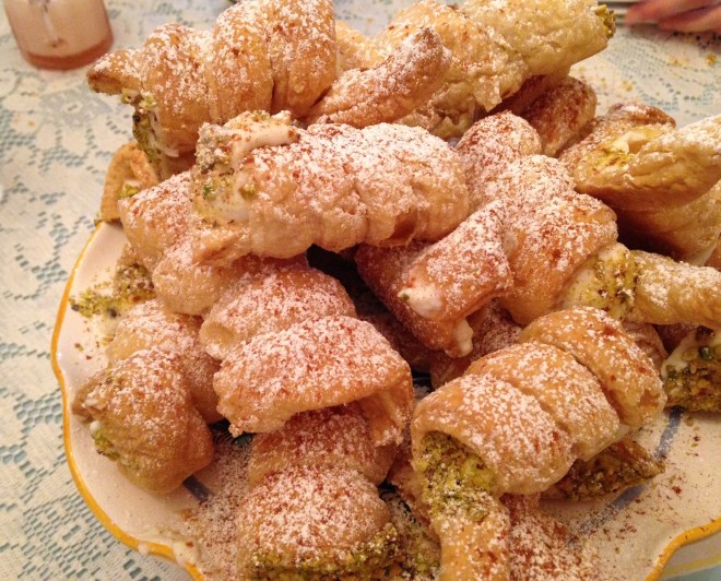 puff pastry cannoli